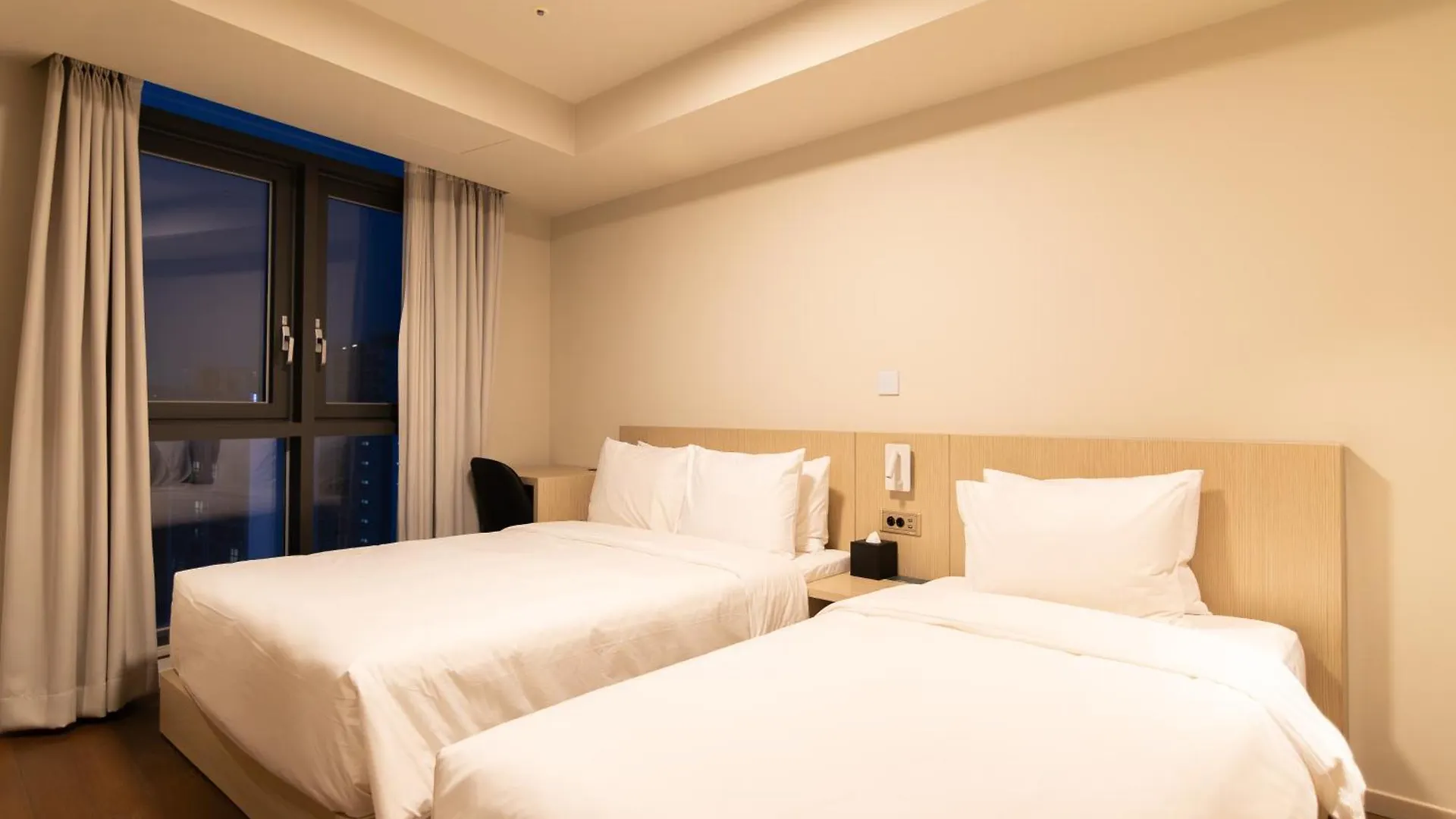 Homes Red Myeongdong ソウル特別市 4*,